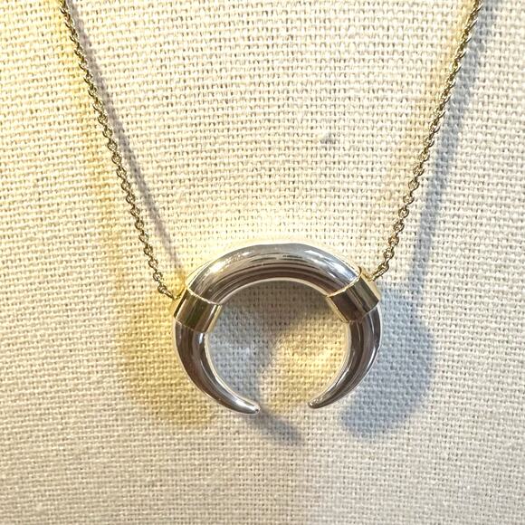 Stella & Dot Necklace Luna Horn Silver tone Gold tone Chain Western Southwestern - Picture 1 of 10